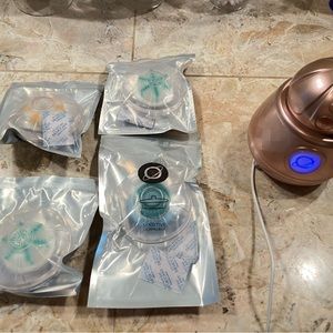 TOA Clean ONA Diamond Facial Cleansing Brush (w/ Essentials Brush Head set)